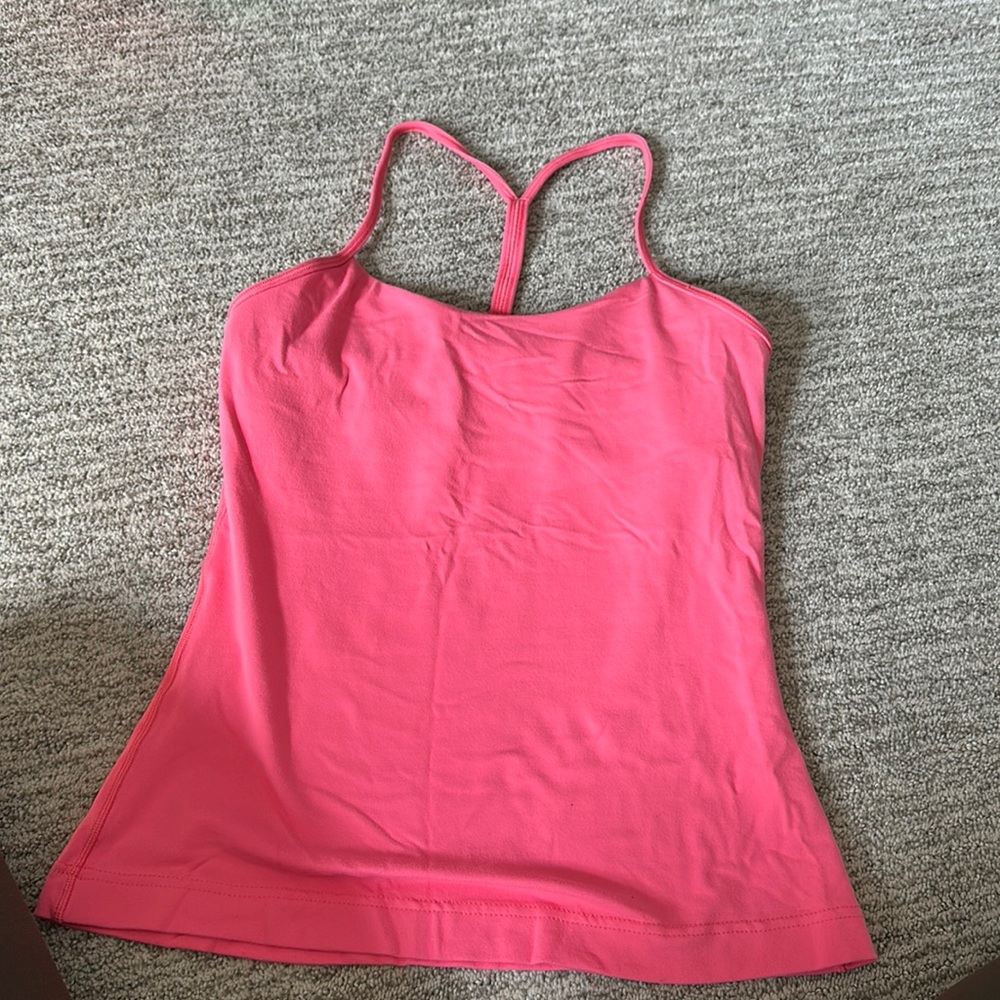 Lululemon yoga tank top with built in bra